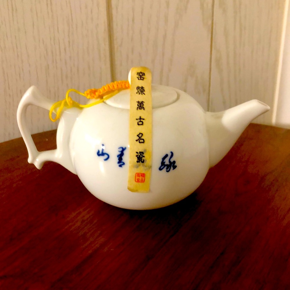 Kungfu porcelain teapot 320ml